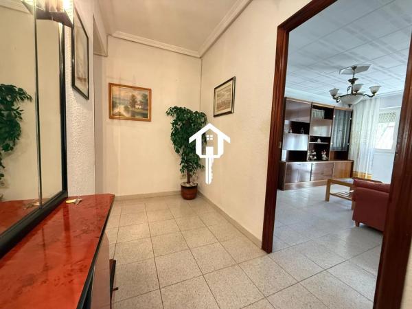 Piso en CL General Aldave