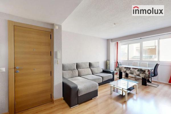 Piso en calle Taquigrafo Martí