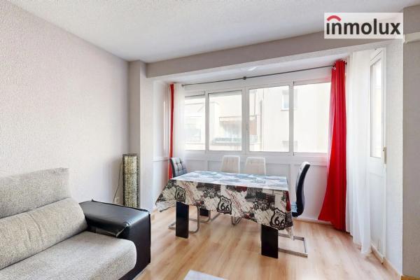 Piso en calle Taquigrafo Martí