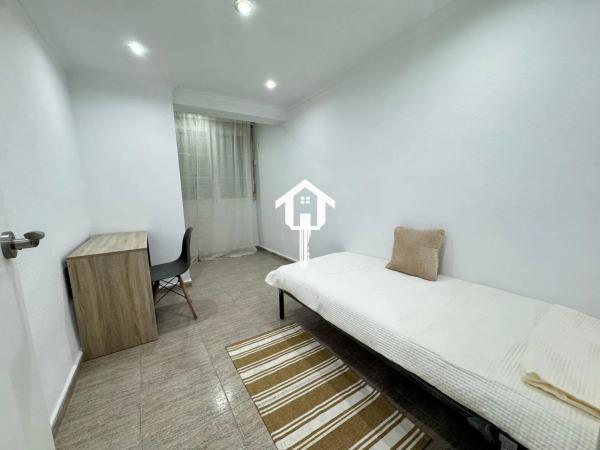 Piso en CL Alonso Cano