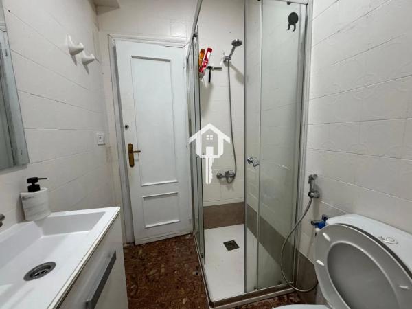 Piso en CL Montero Rios