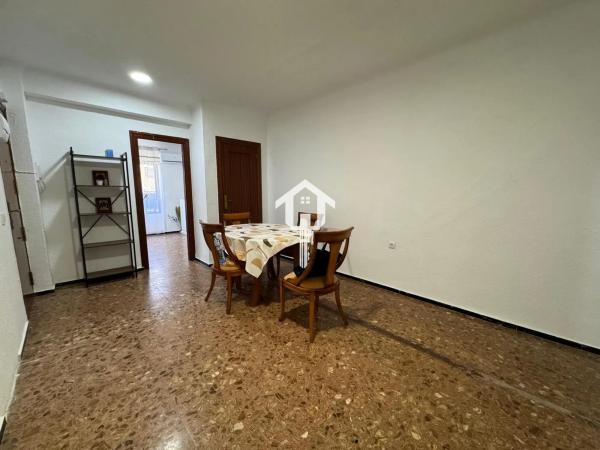 Piso en CL Montero Rios