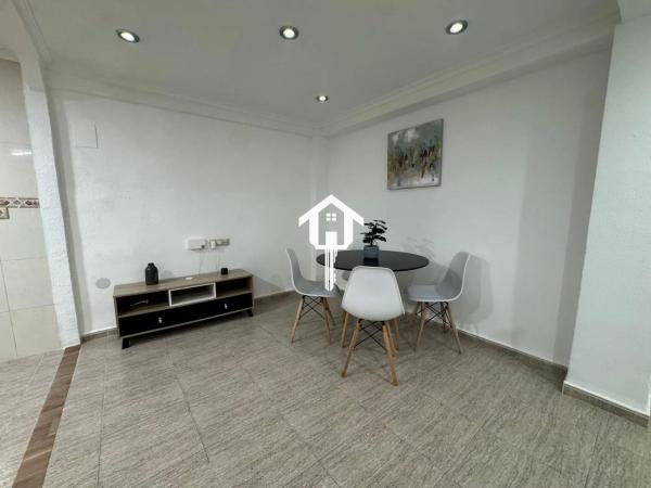 Piso en CL Alonso Cano