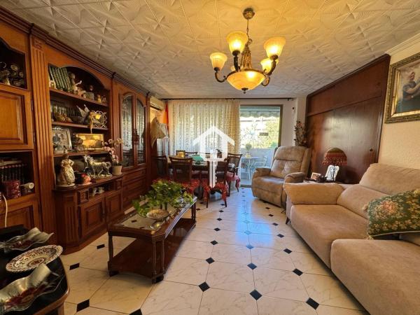 Piso en Av Conde De Lumiares