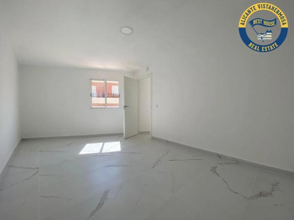 Piso en Barrio Campoamor