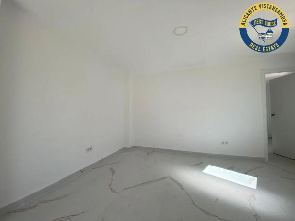 Piso en Barrio Campoamor