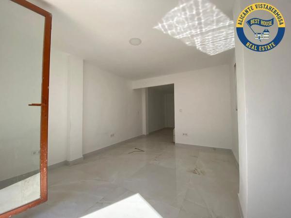 Piso en Barrio Campoamor