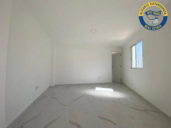 Piso en Barrio Campoamor