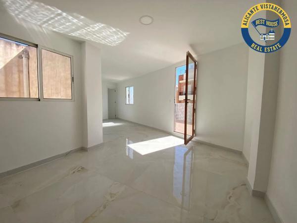 Piso en Barrio Campoamor