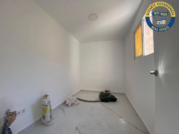 Piso en Barrio Campoamor