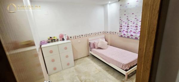 Piso en avenida Unicef