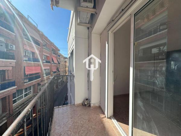 Piso en CL General Serrano