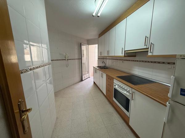 Piso en Barrio Carolinas Bajas