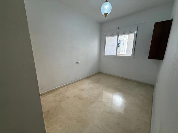 Piso en Barrio Carolinas Bajas