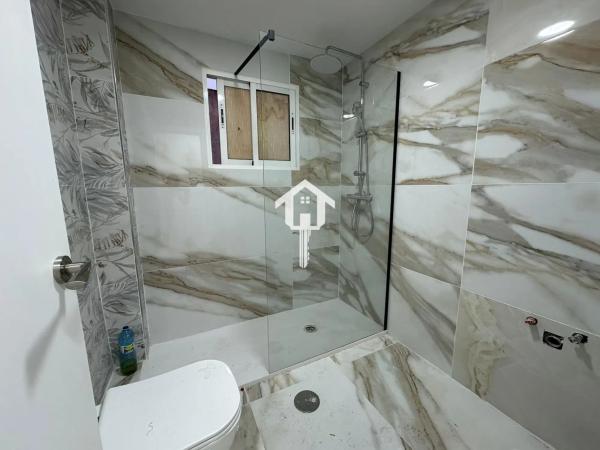 Piso en calle Francisco Carratalá Cernuda