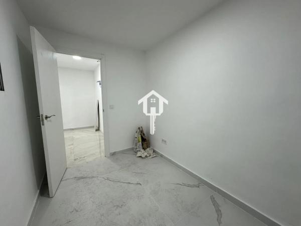 Piso en calle Francisco Carratalá Cernuda