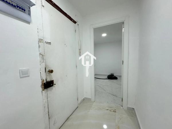 Piso en calle Francisco Carratalá Cernuda