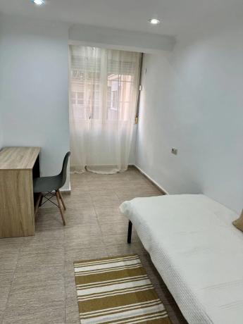 Piso en calle Alonso Cano