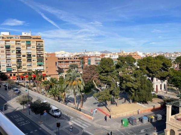 Ático en avenida Alcoi, 63