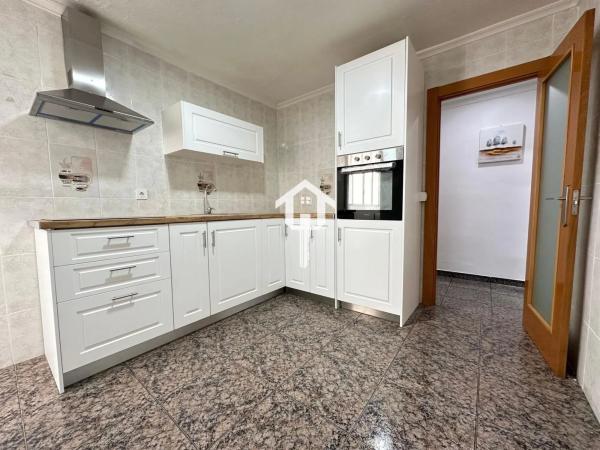 Piso en calle Rosello