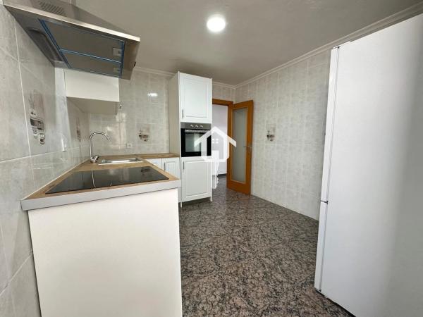 Piso en calle Rosello