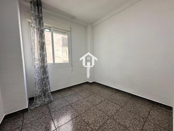 Piso en calle Rosello