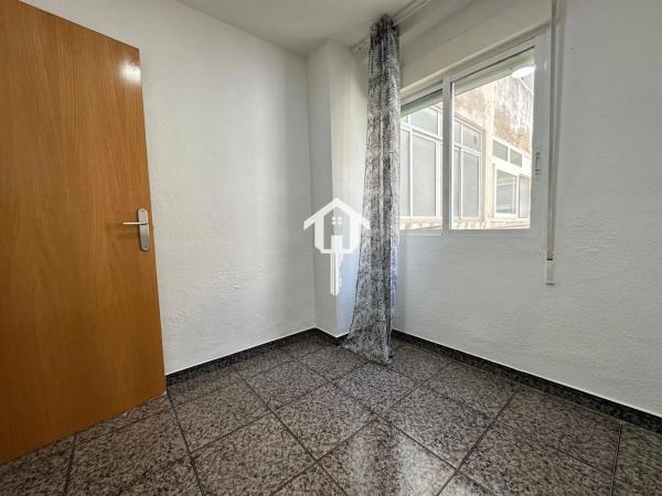 Piso en calle Rosello