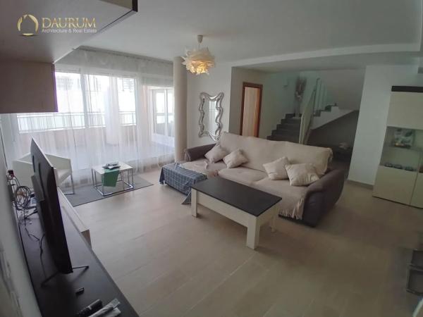 Ático en calle Carlos Arniches