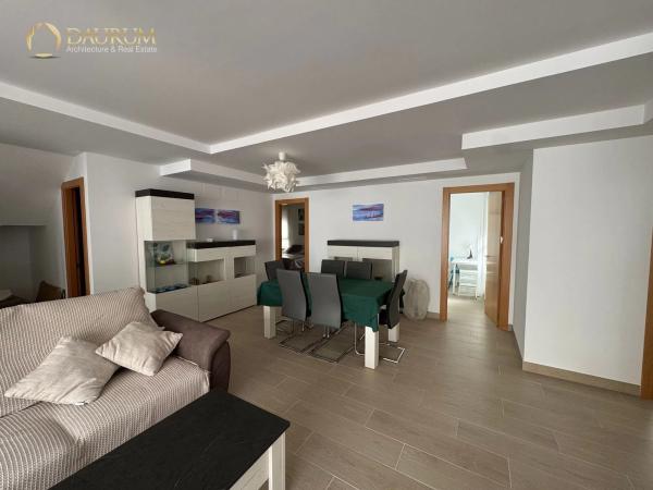 Ático en calle Carlos Arniches