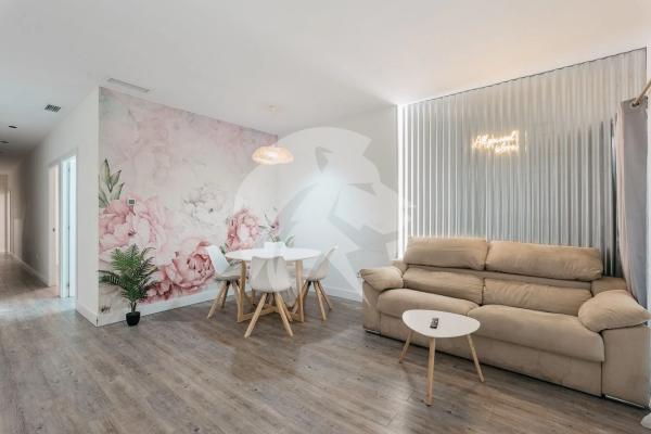 Piso en avenida Alcoi