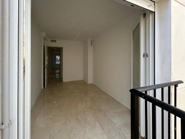 Estudio en Barrio Carolinas Altas