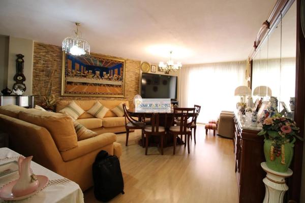 Piso en calle Nou D'Octubre