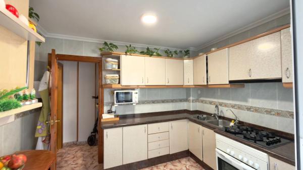 Piso en avenida Conde de Lumiares