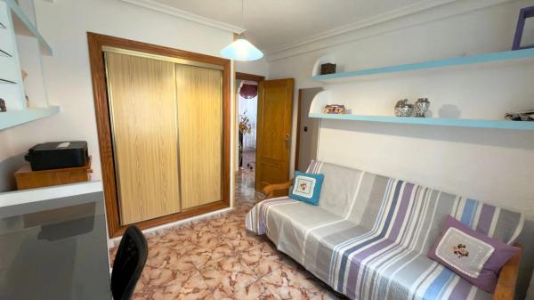 Piso en avenida Conde de Lumiares