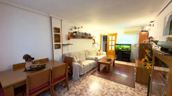 Piso en avenida Conde de Lumiares