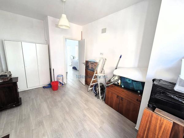 Piso en CL Jaime Segarra