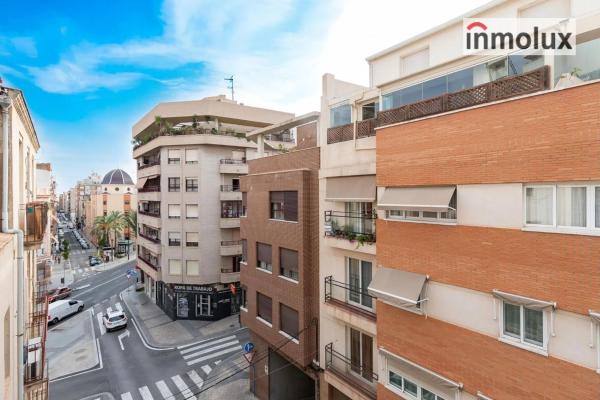 Piso en calle Maestro Caballero