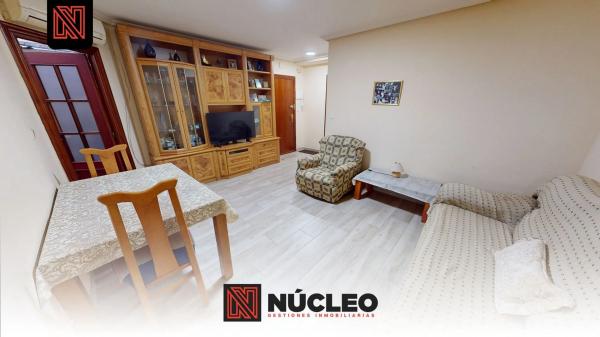 Piso en calle Pascual de la Mata