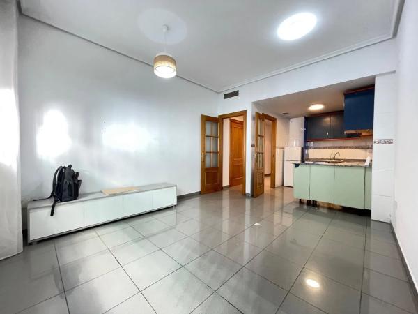 Piso en Barrio Campoamor