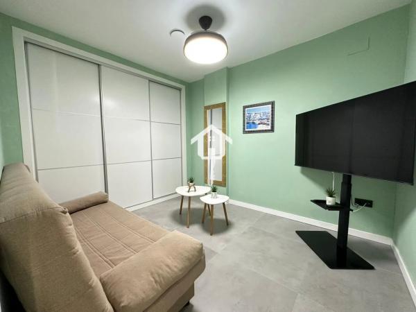 Piso en calle Francisco Carratalá Cernuda