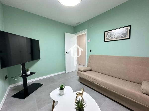 Piso en calle Francisco Carratalá Cernuda