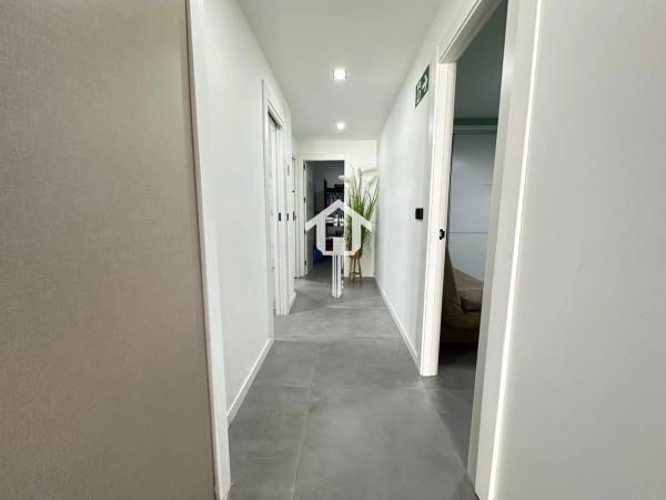 Piso en calle Francisco Carratalá Cernuda