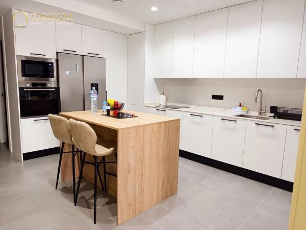 Piso en calle Francisco Carratalá Cernuda