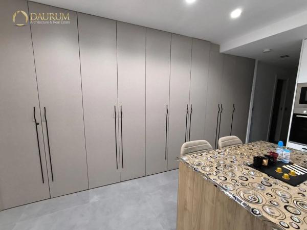 Piso en calle Francisco Carratalá Cernuda