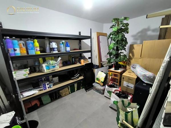 Piso en calle Francisco Carratalá Cernuda