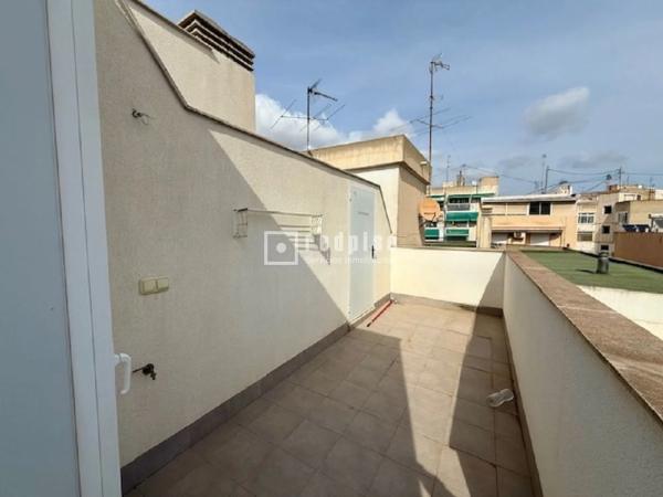 Ático en calle de Bernardo López García