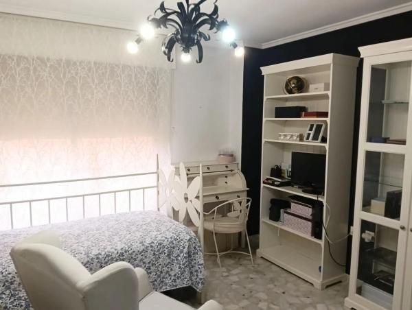 Piso en Barrio Carolinas Bajas