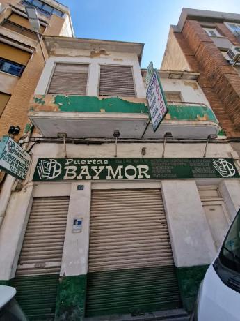 Piso en calle Garbinet, 52