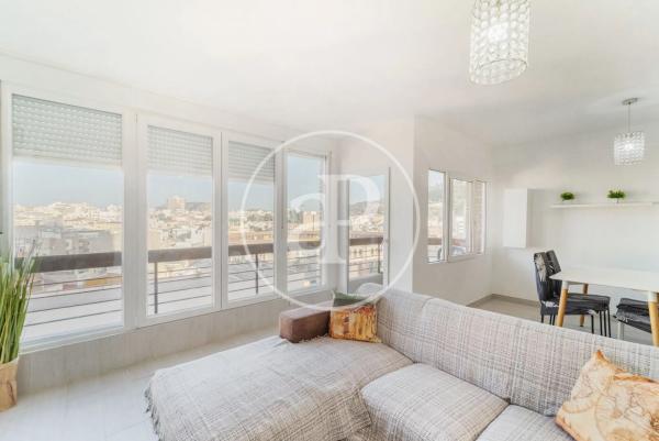 Piso en avenida Alcoi