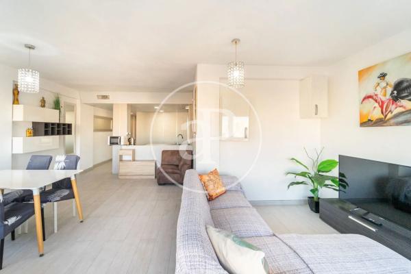 Piso en avenida Alcoi